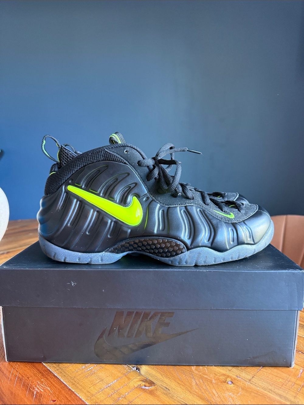Volt Foamposite Pro